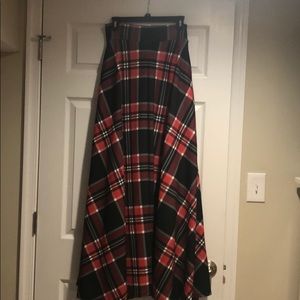 EUC Buffalo Plaid A&D Ball Skirt